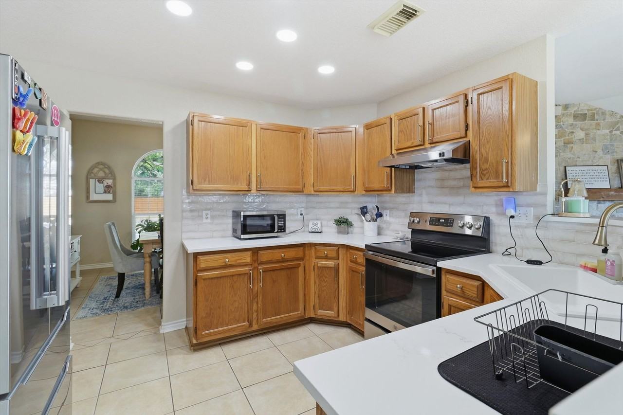 1300 Turncreek Ln - Photo 6 of 21