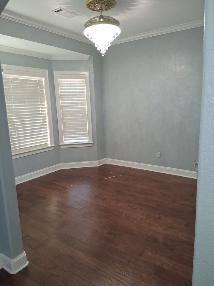 3864 W Providence Dr - Photo 4 of 25