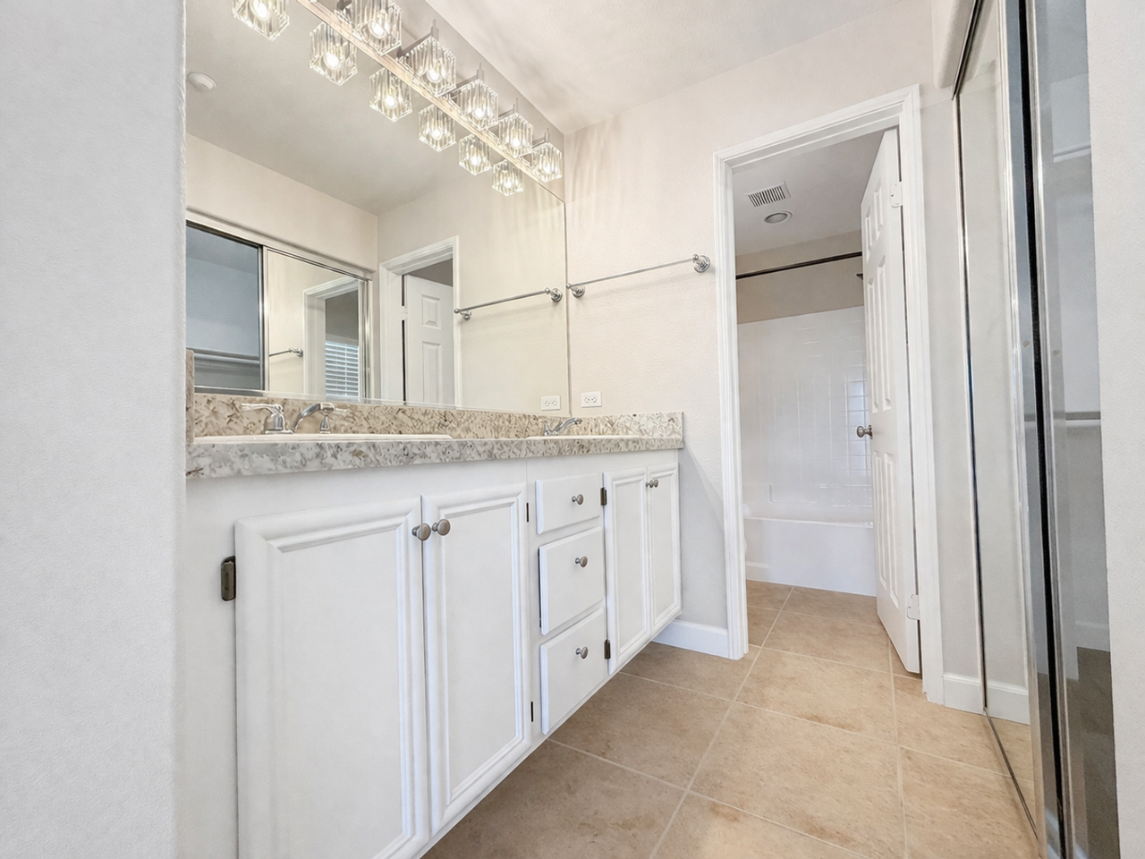 25162 Crest Haven St #2 - Photo 7 of 18