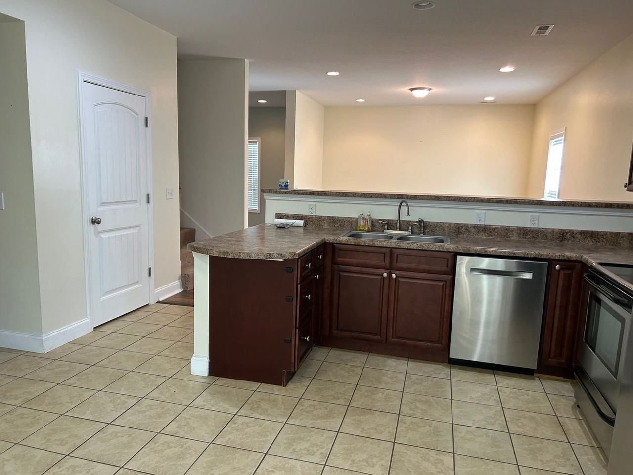 1311 Carrberry Ct - Photo 5 of 22