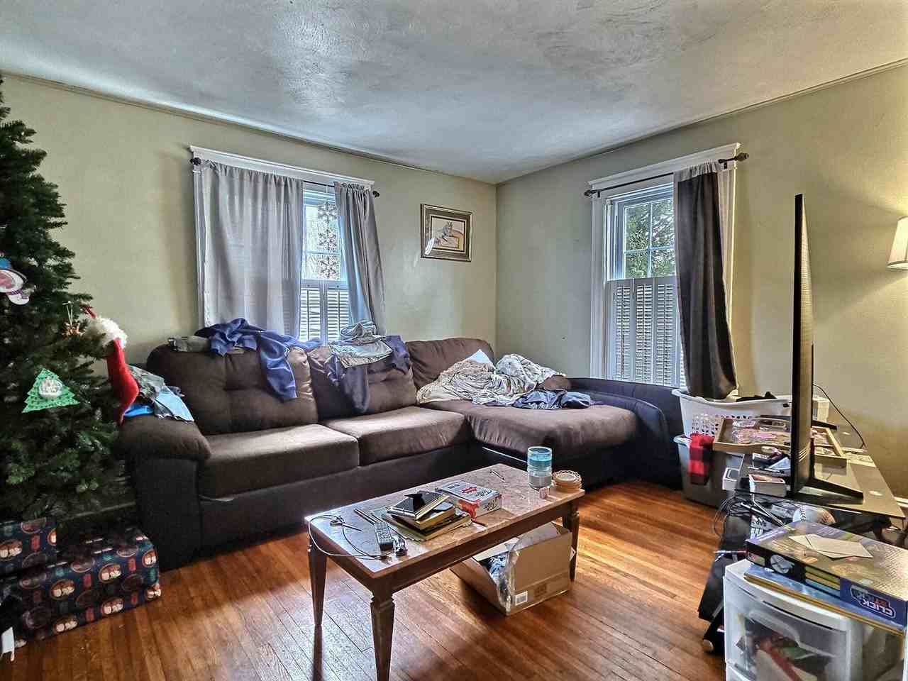 213 Foster Ave - Photo 2 of 16