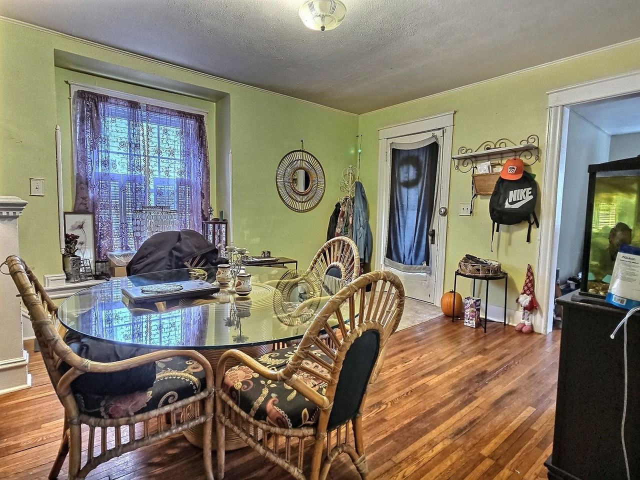 213 Foster Ave - Photo 3 of 16