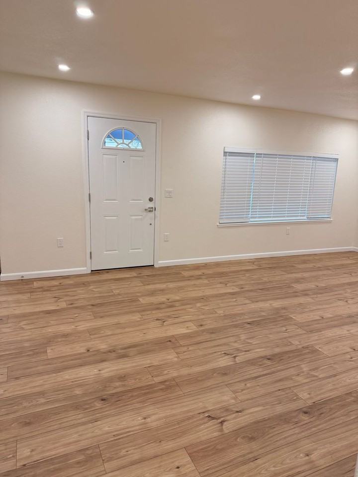 306 England Ave - Photo 2 of 14