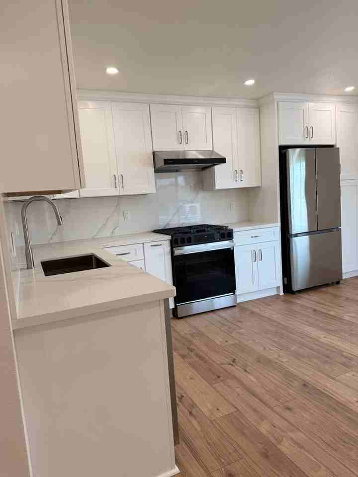 306 England Ave - Photo 5 of 14