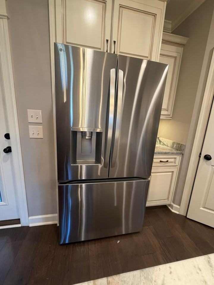 469 Madison Ave - Photo 4 of 38