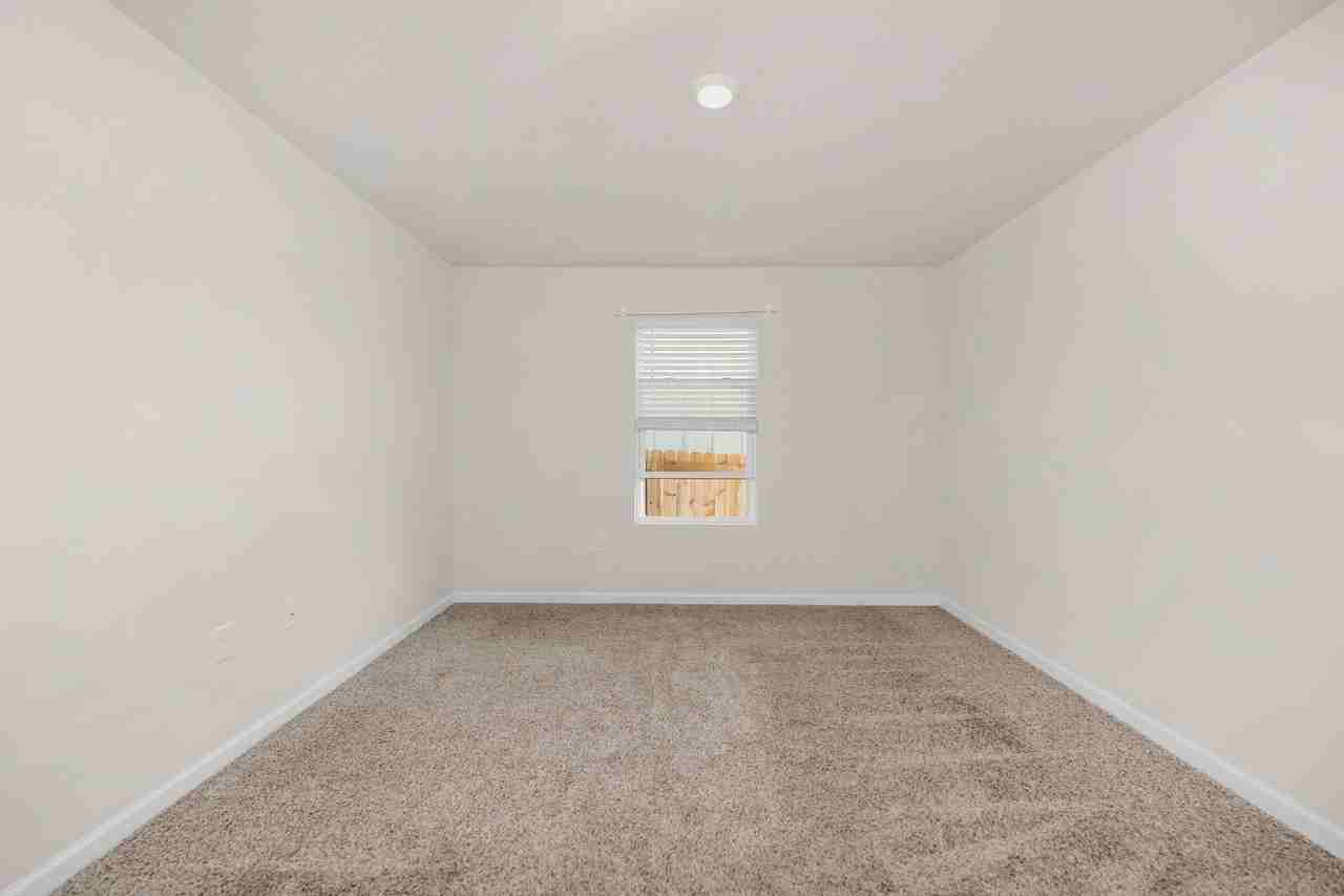 3463 Fallschase Blvd #W - Photo 4 of 18