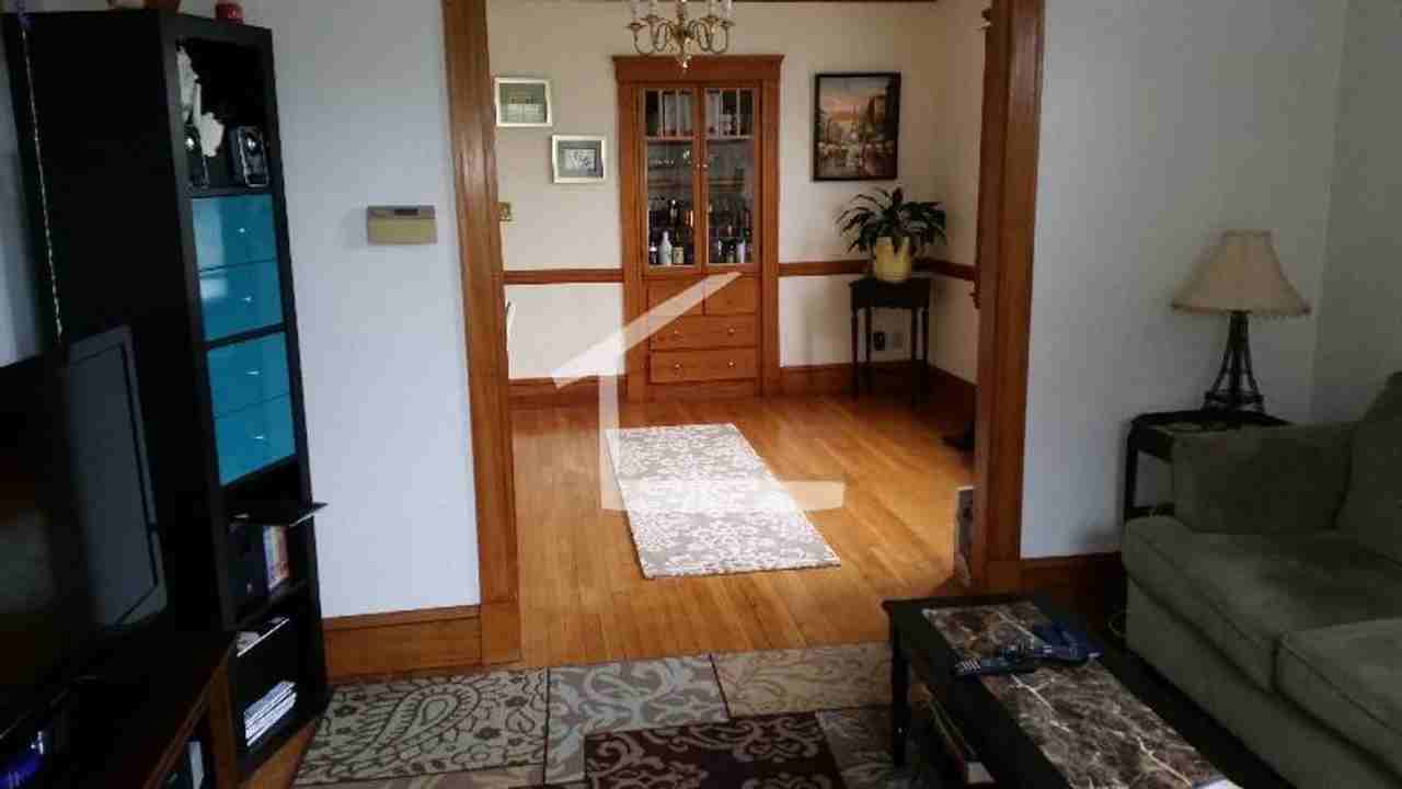 24 Lyne Rd - Photo 2 of 8