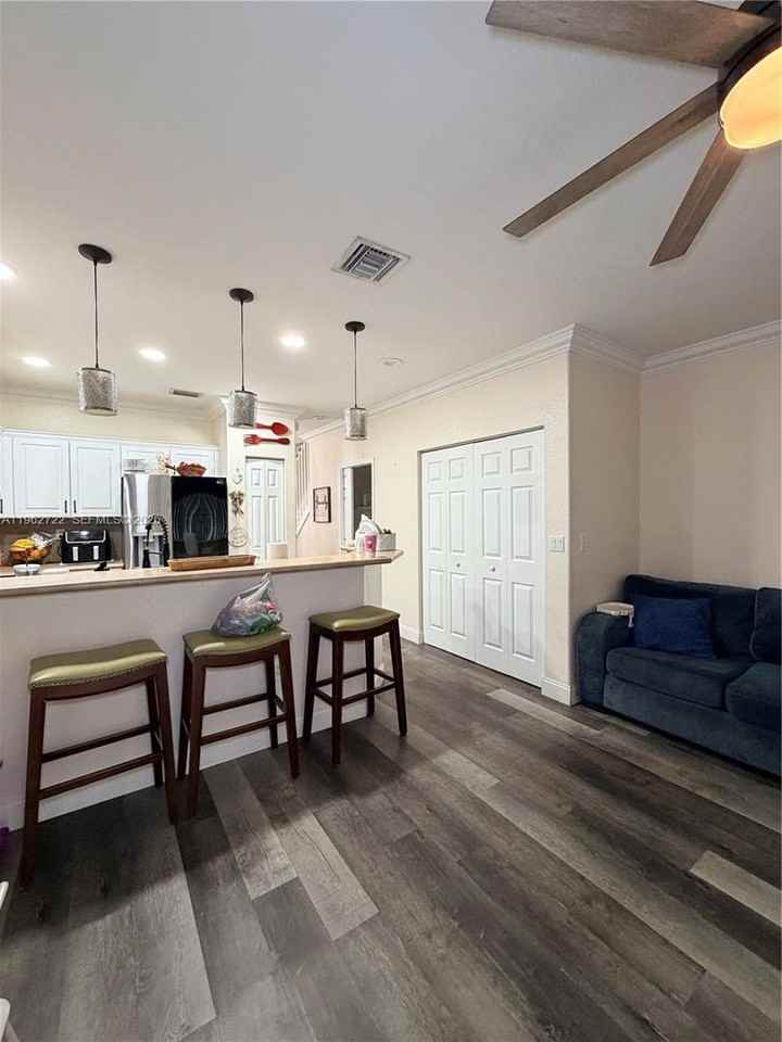 2677 Sw 83rd Ter - Photo 7 of 13