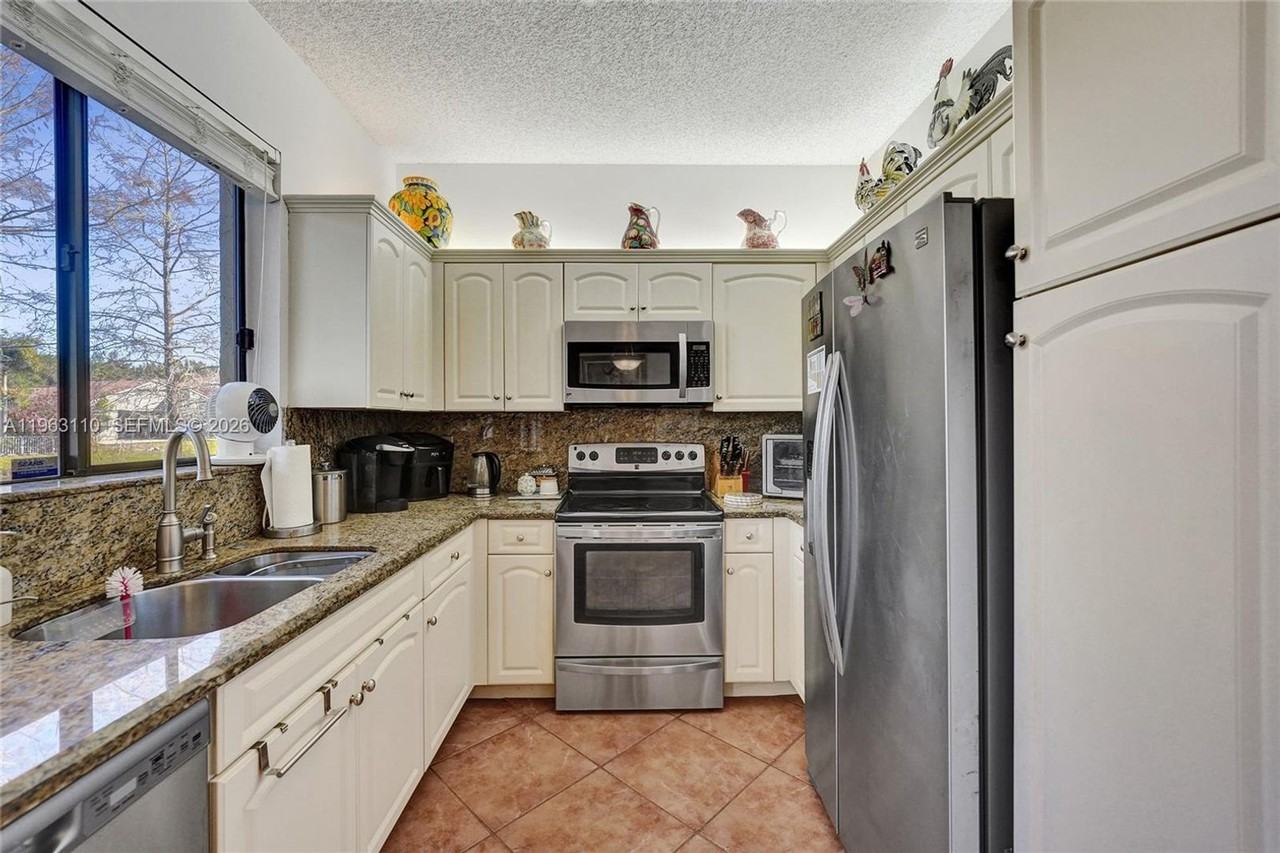 1025 Nw 105th Way #141