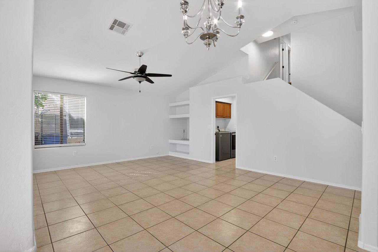 2009 E Appaloosa Rd - Photo 7 of 46