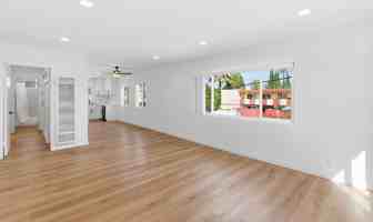 featured image of 7305 Variel Ave