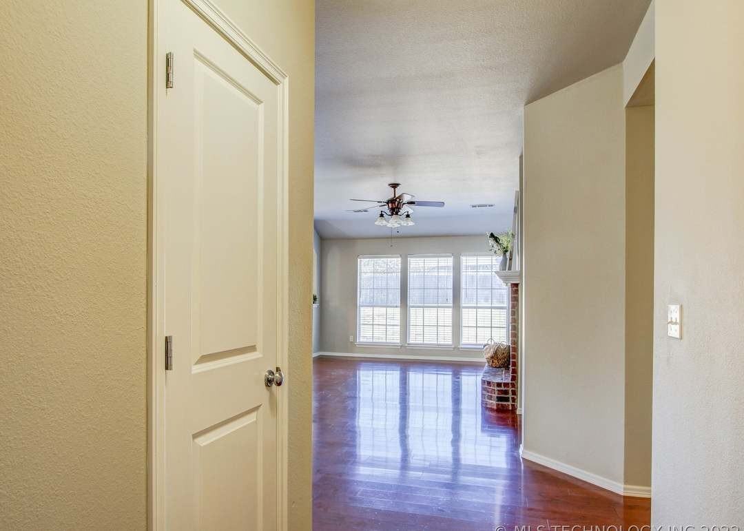 12414 S Cedar Ave #1 - Photo 2 of 20