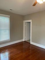 906 N Kansas Expy - Photo 1 of 1