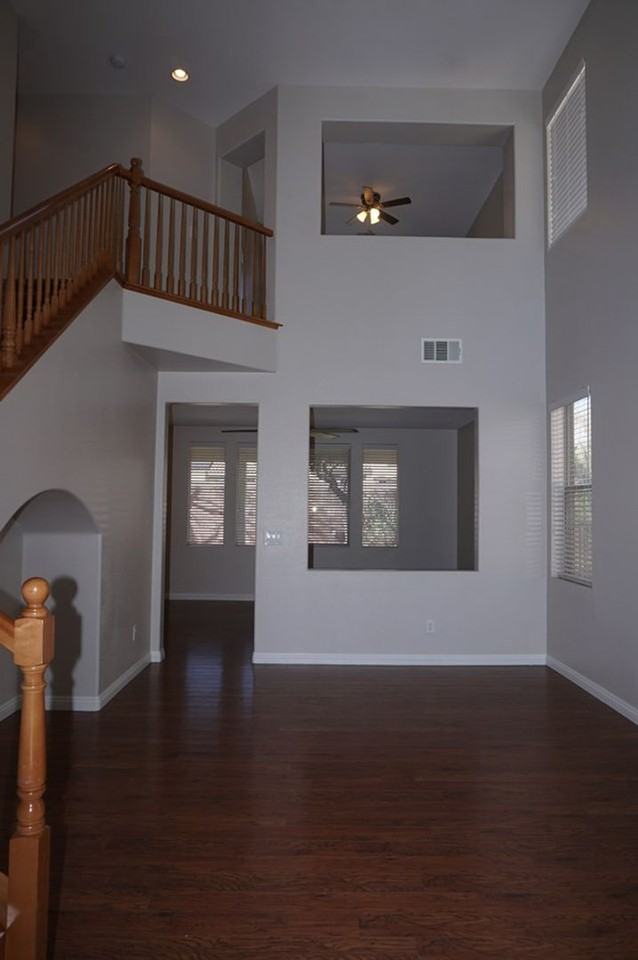 10663 Peach Creek St - Photo 3 of 18