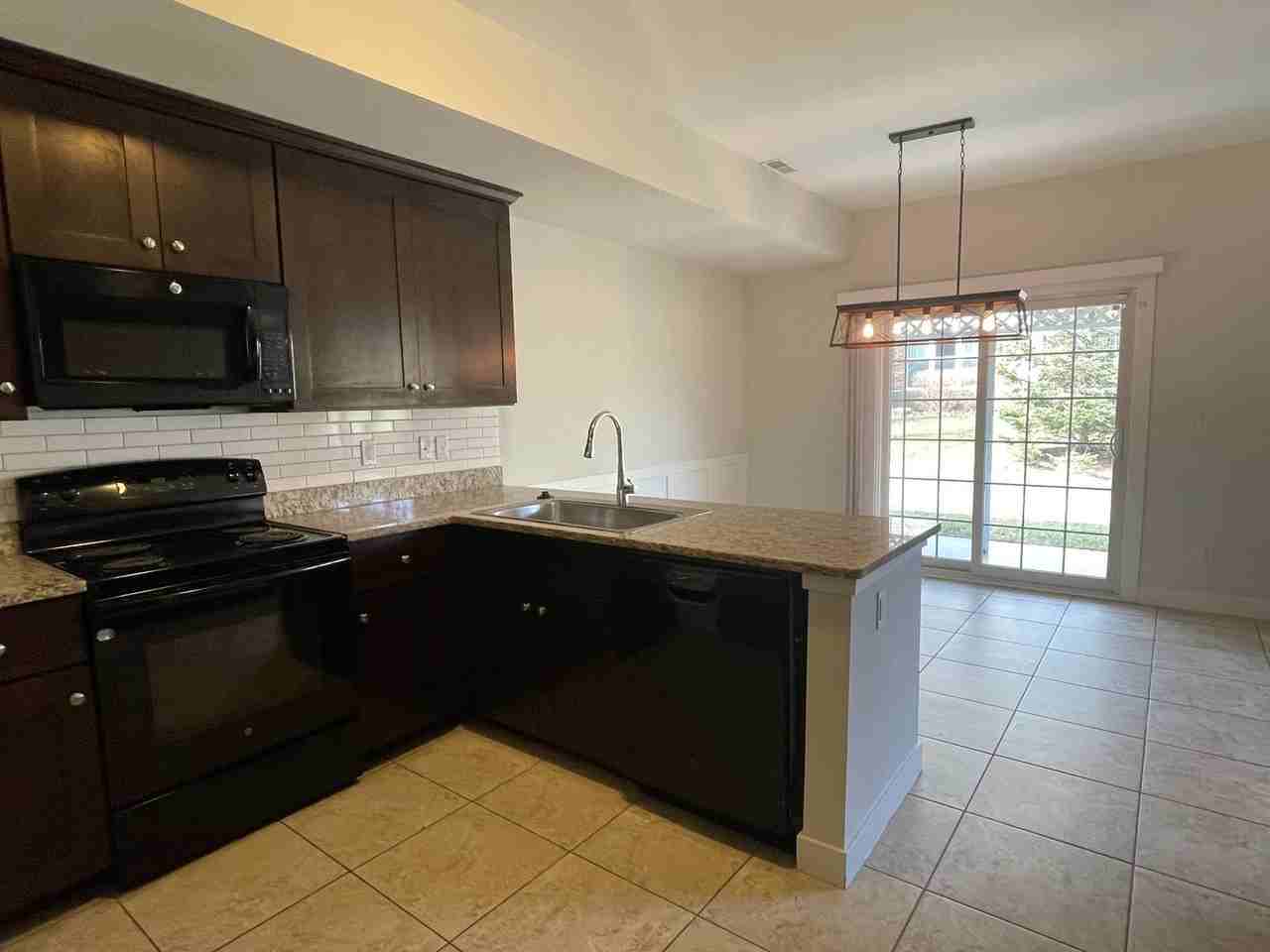 6157 Windemere Ln - Photo 5 of 32