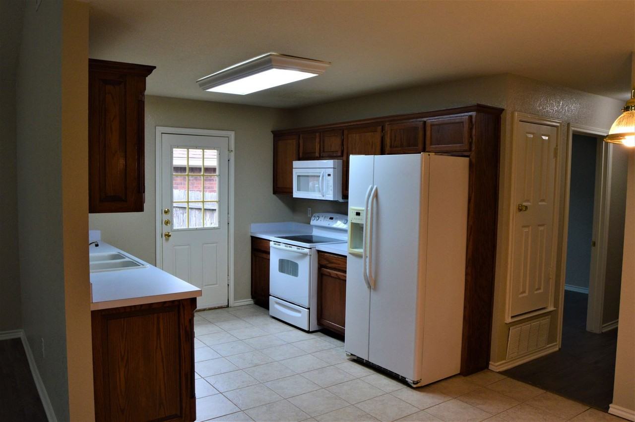 5309 Joshua Ct - Photo 6 of 16