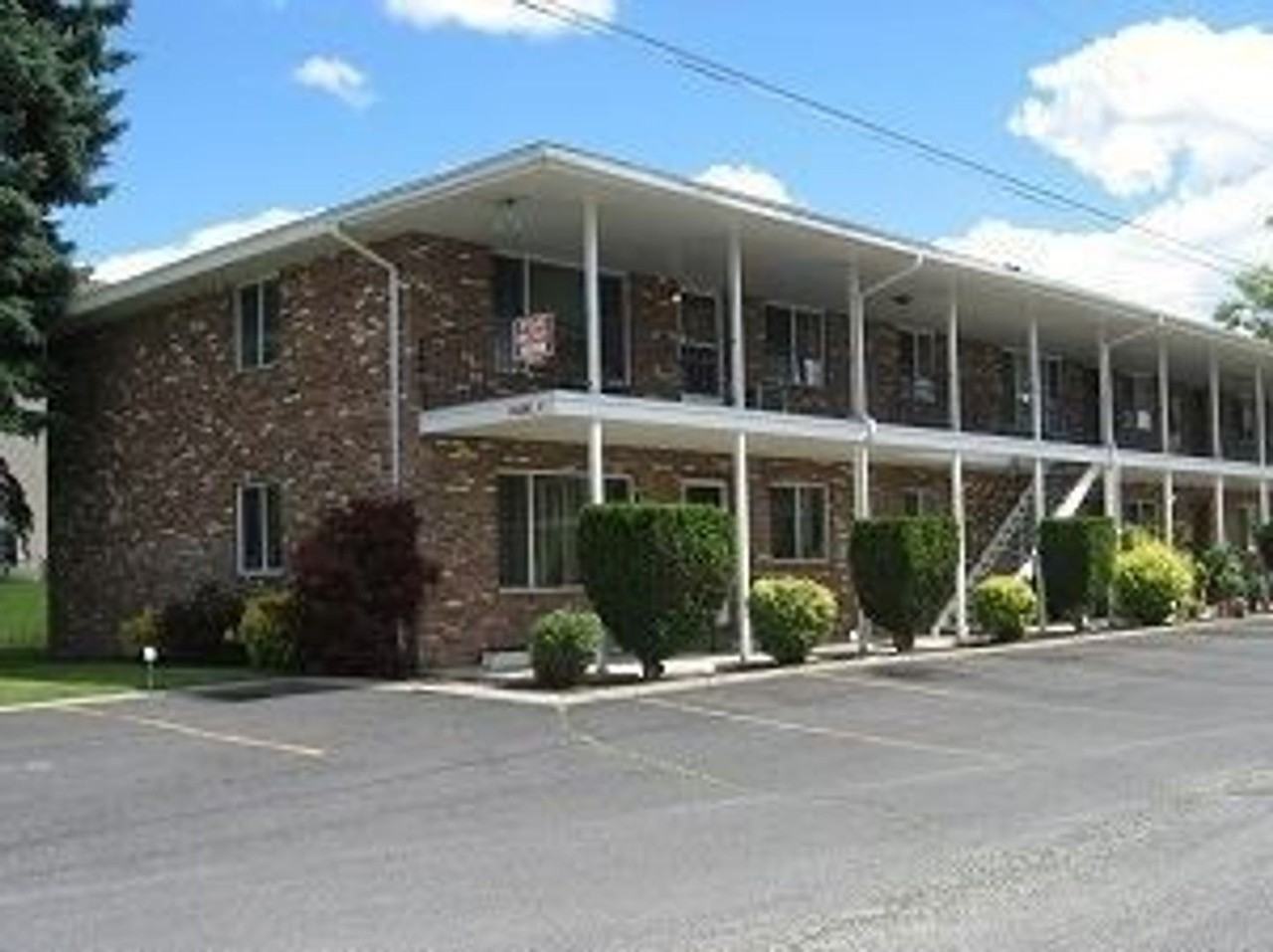 10110 N Colfax Rd #18