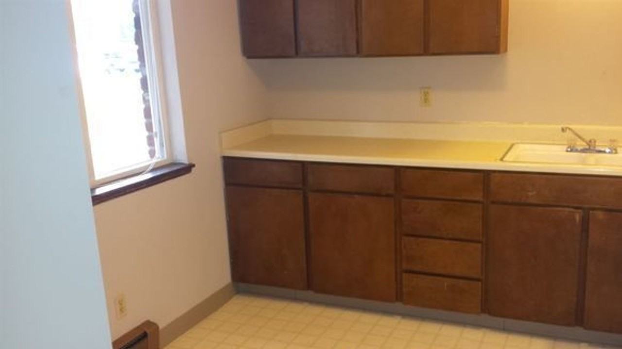 10110 N Colfax Rd #18 - Photo 3 of 11