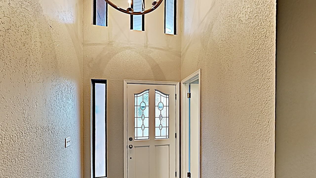 2004 Sandy Creek Trl - Photo 4 of 23