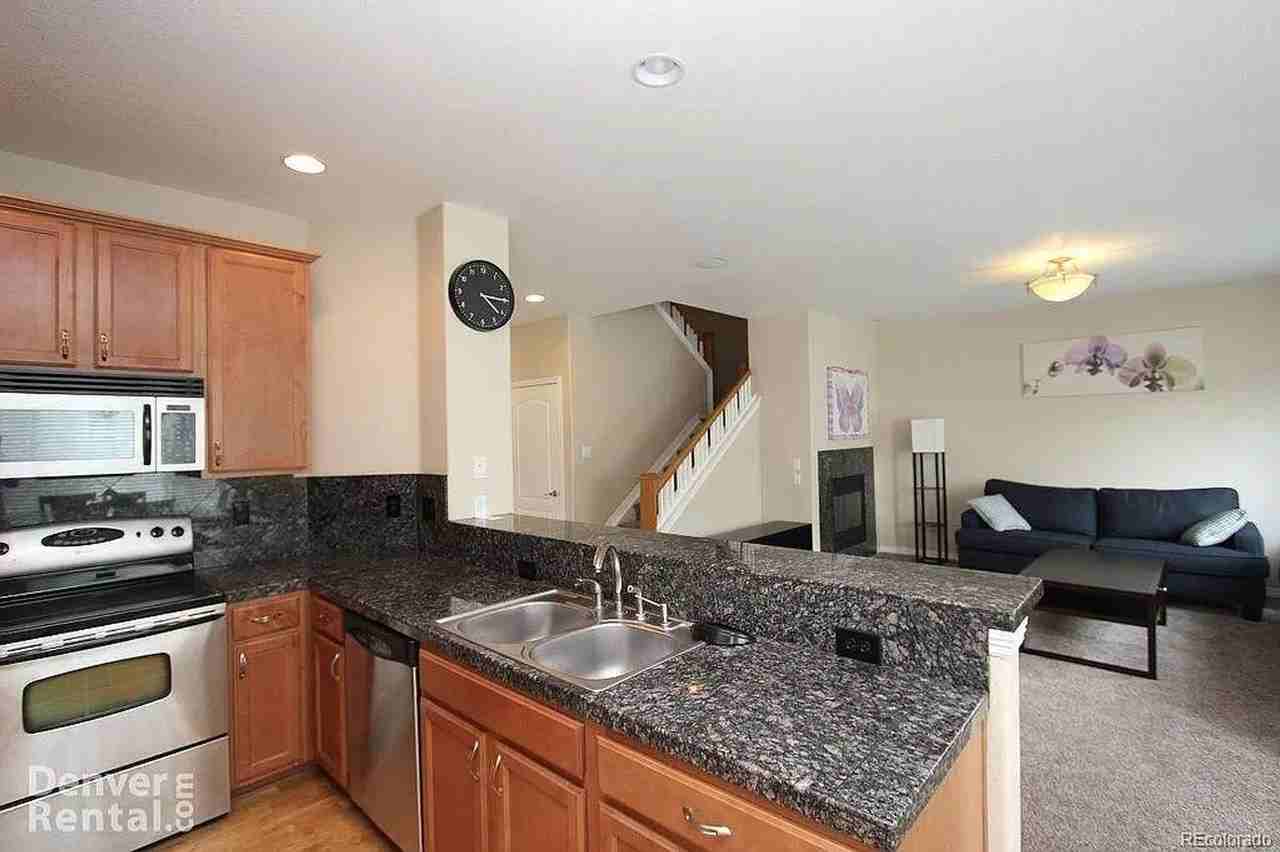 11864 E Maplewood Ave - Photo 5 of 15