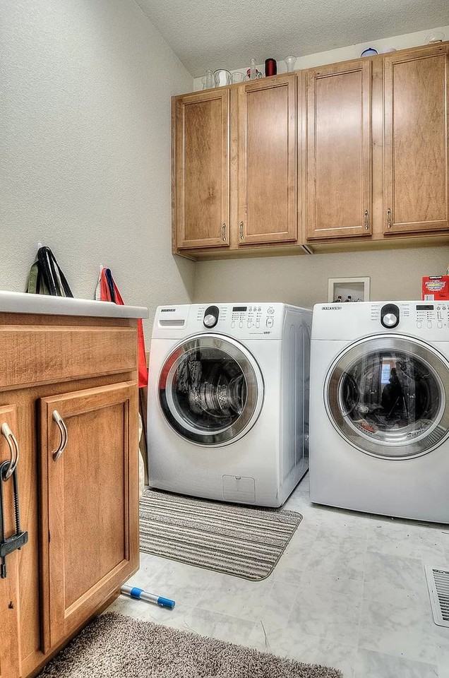 11864 E Maplewood Ave - Photo 6 of 15