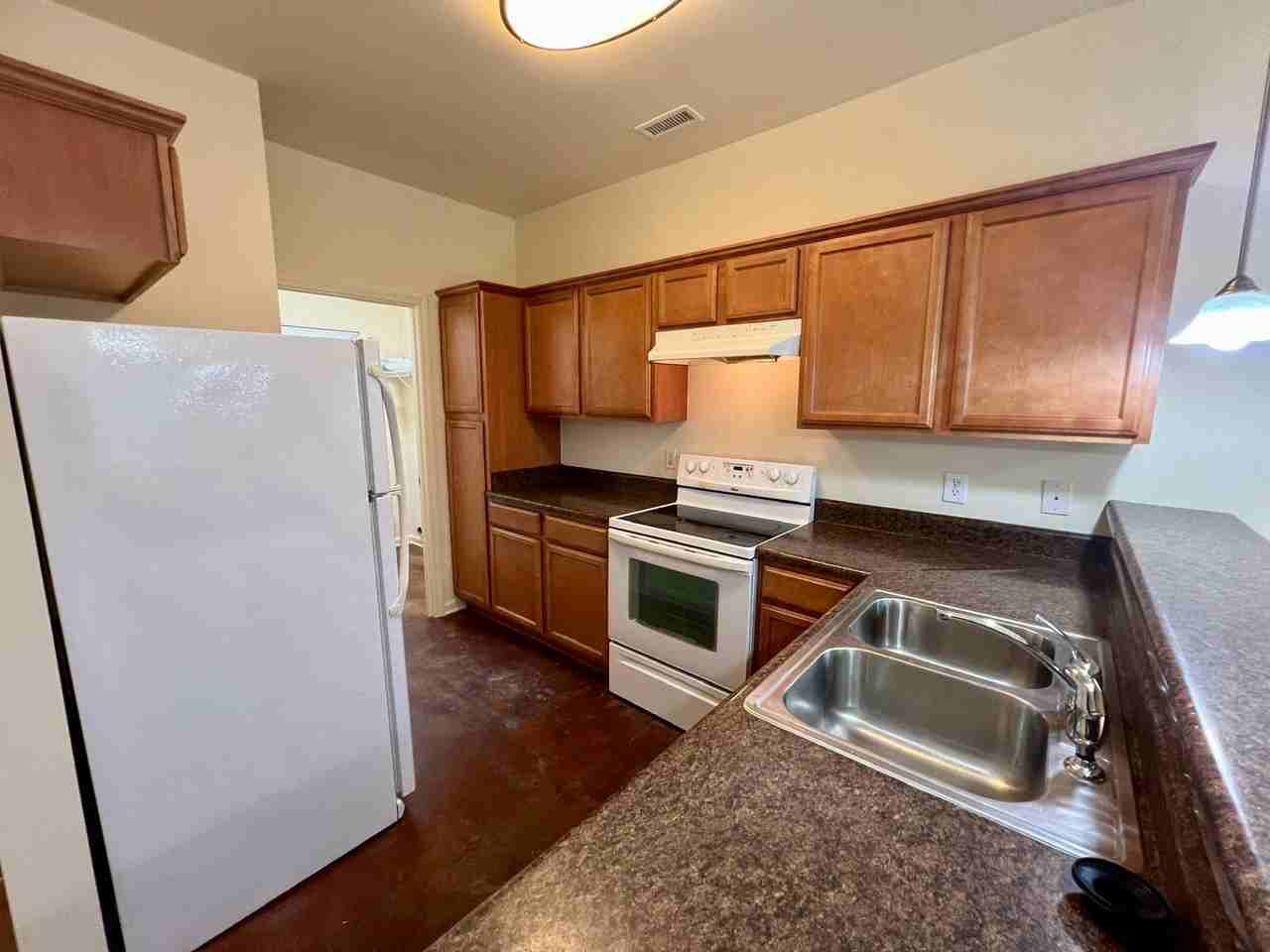 515 N Academy St - Photo 6 of 21