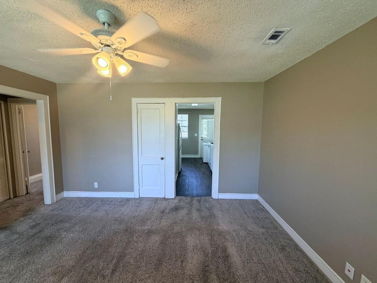 122 High St - Photo 5 of 12