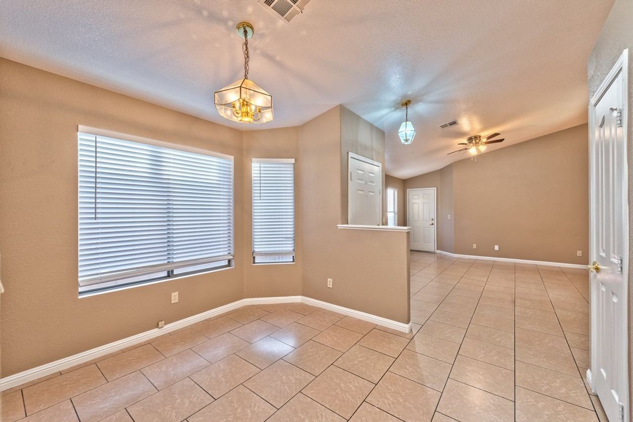 8997 Living Rose St - Photo 3 of 14