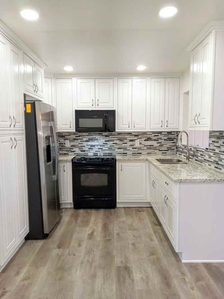 2042 Terilyn Ave - Photo 2 of 32