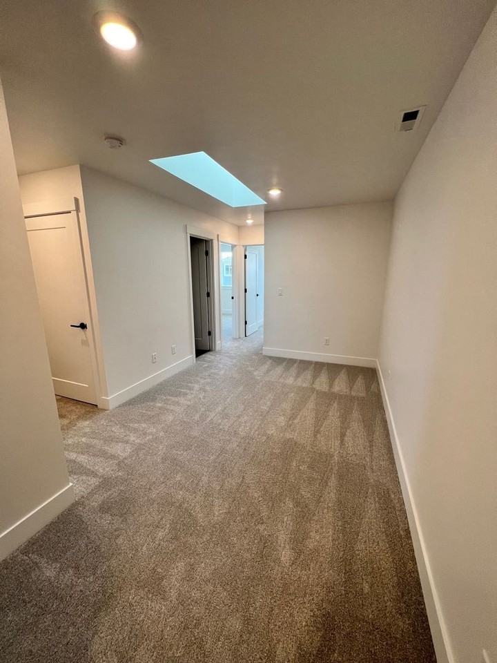 3017 Ne Red Jasper Pl - Photo 5 of 18