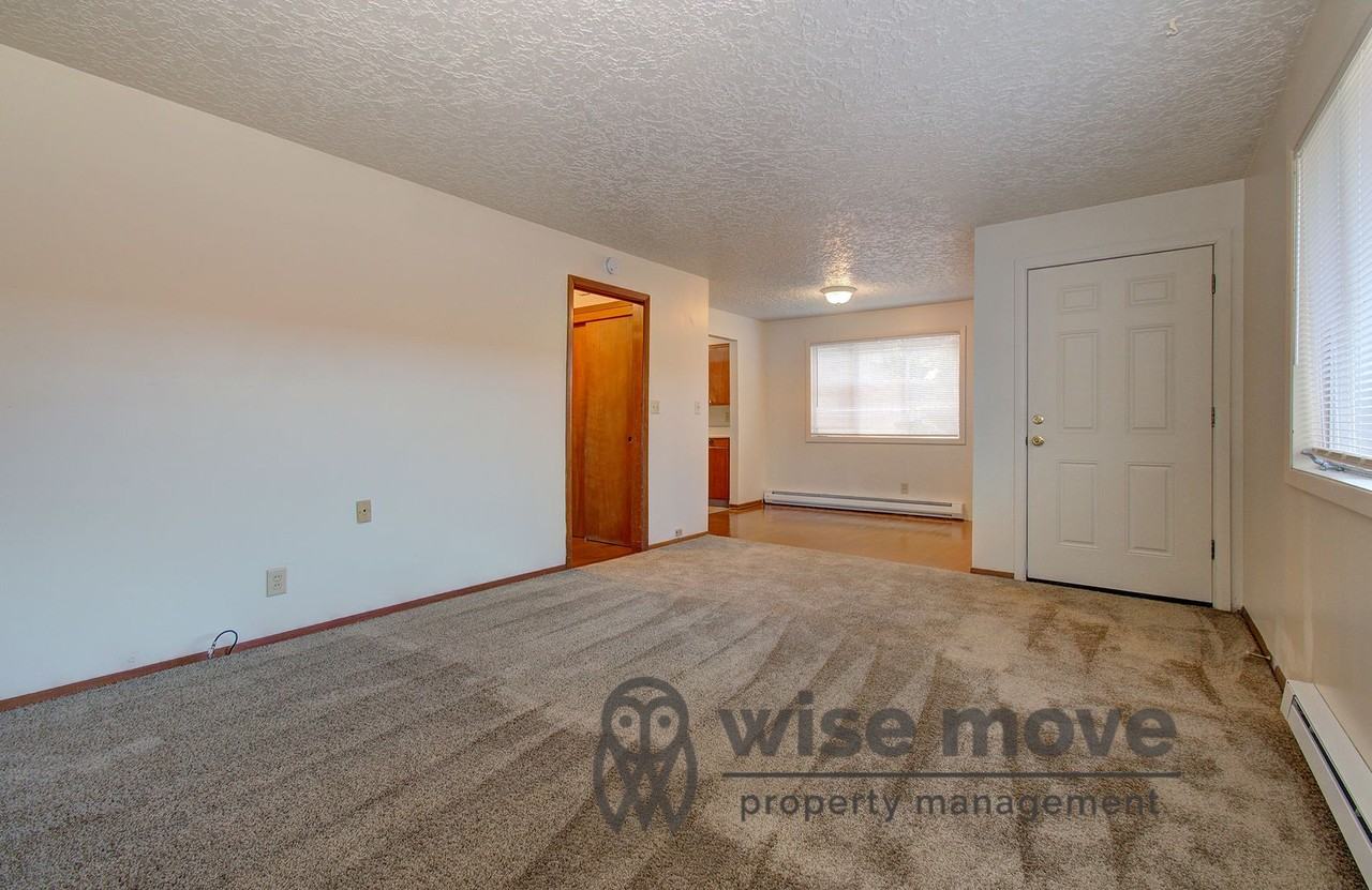 2605 E Mill Plain Blvd #11 - Photo 4 of 16