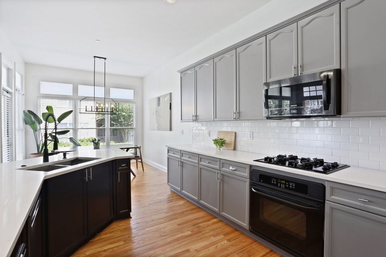 308 Creekbank Way Se - Photo 5 of 31