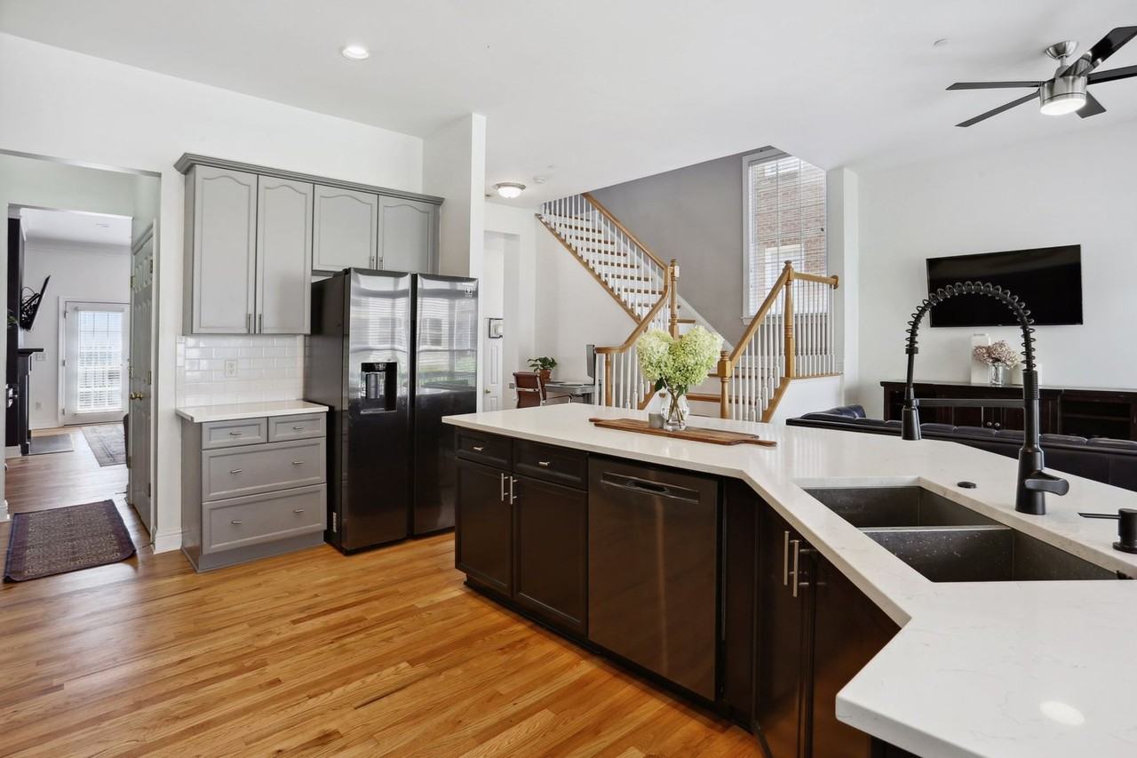 308 Creekbank Way Se - Photo 6 of 31