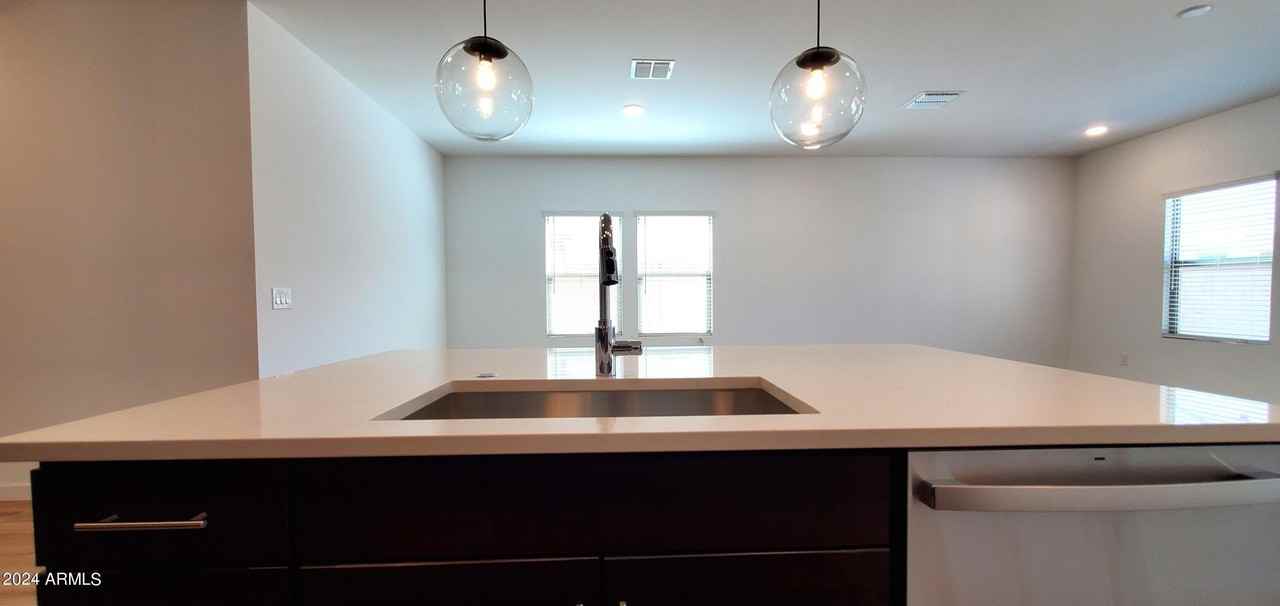 7812 N 79th Dr - Photo 7 of 43