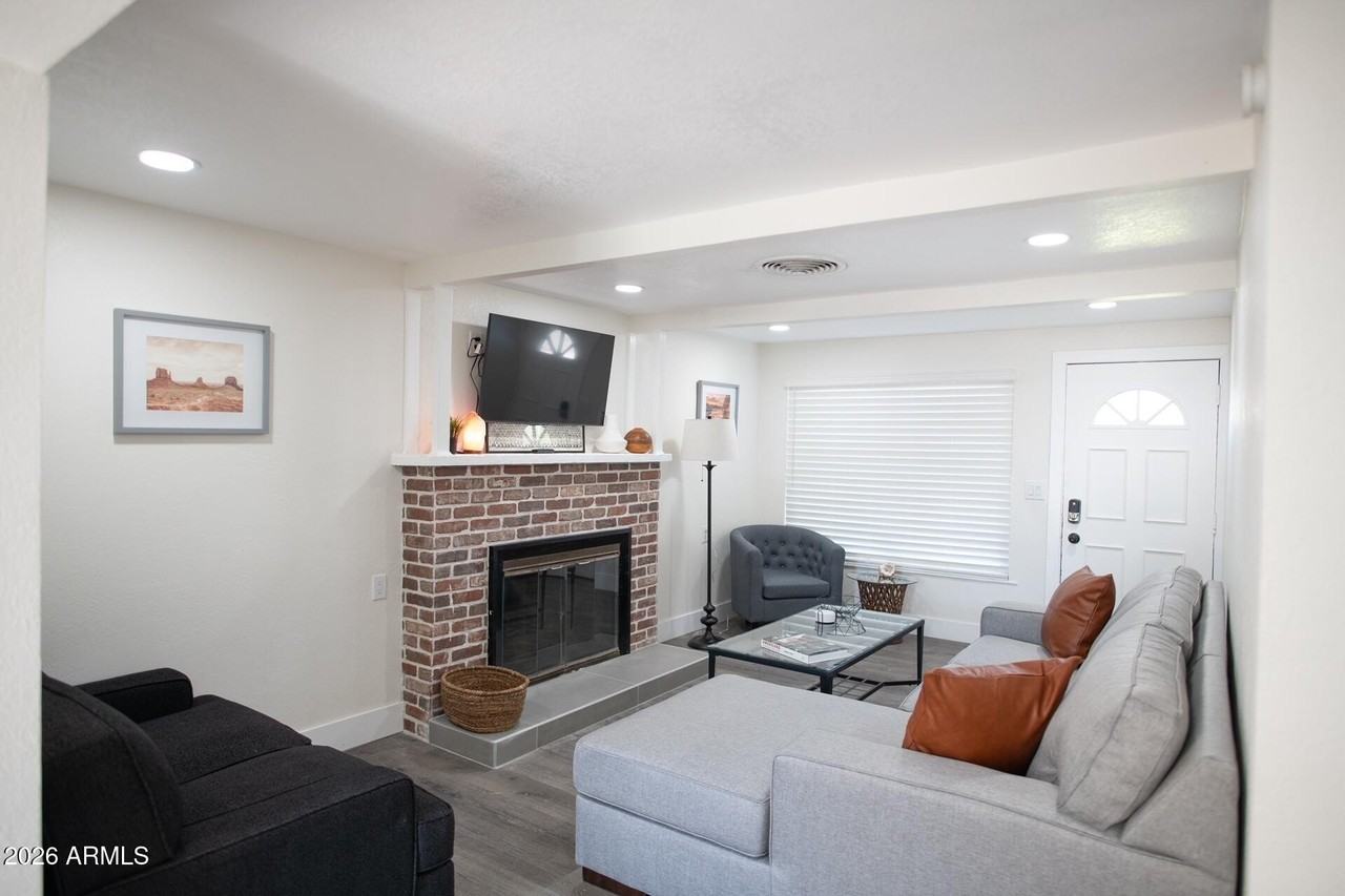 1049 E Weber Dr Unit A - Photo 6 of 15