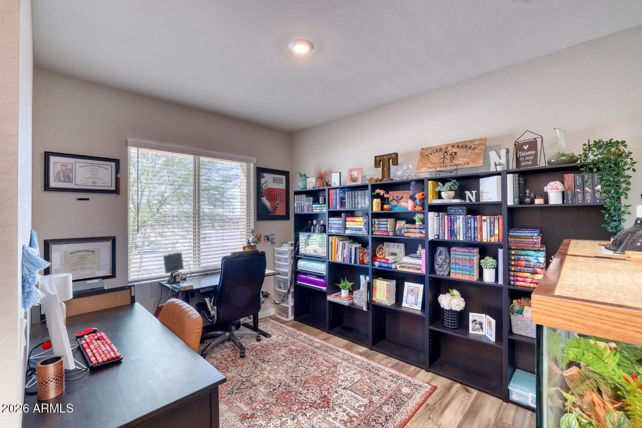 11508 W Cumberland Dr - Photo 3 of 17