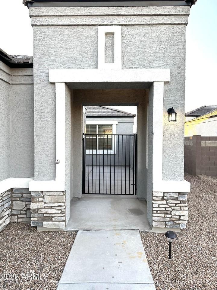 3910 N 301st Ln - Photo 3 of 19