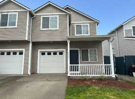 featured image of 5832 5832 & 5830 Glen Echo Ave