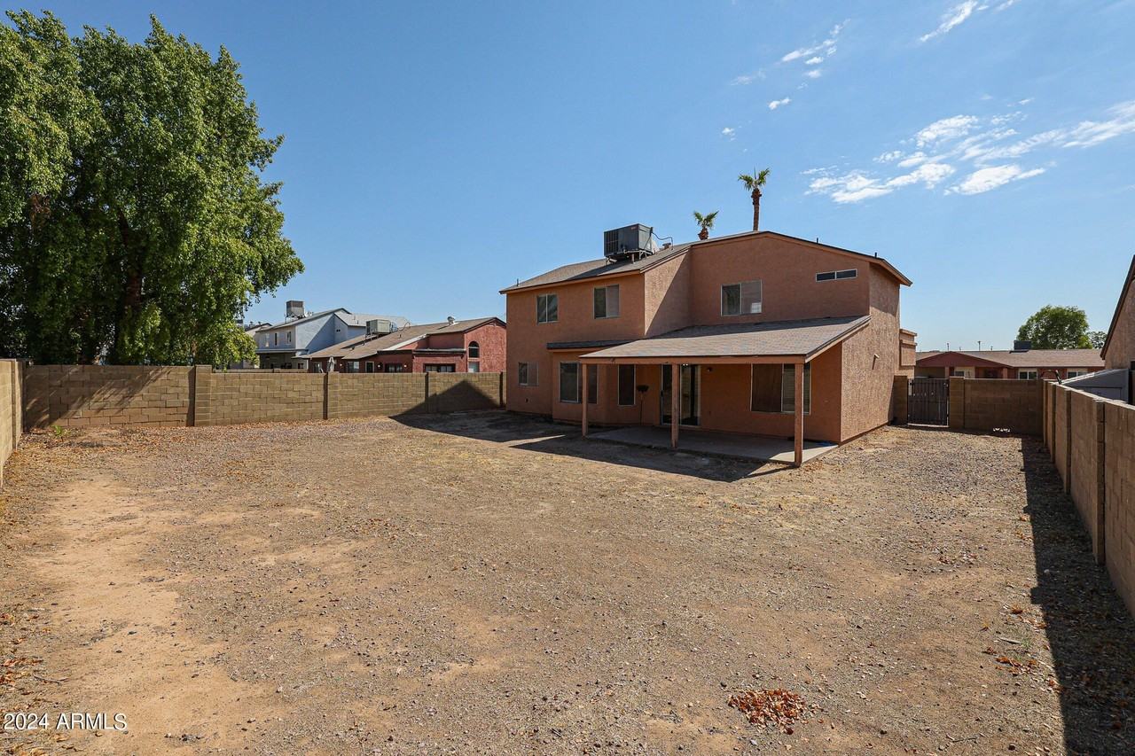 9208 W Gary Rd - Photo 4 of 33