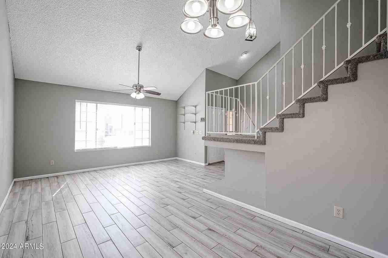 9208 W Gary Rd - Photo 7 of 33