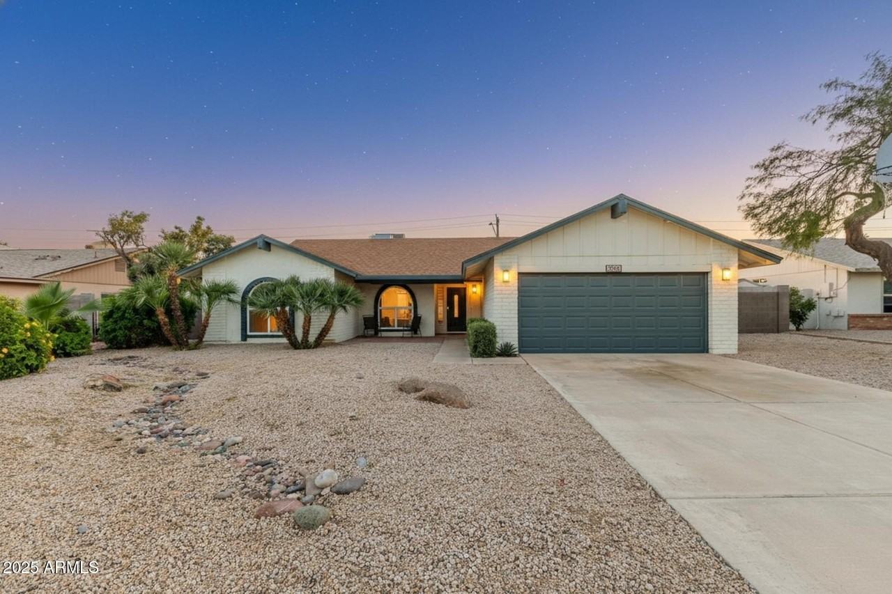 5253 E Beck Ln - Photo 2 of 20