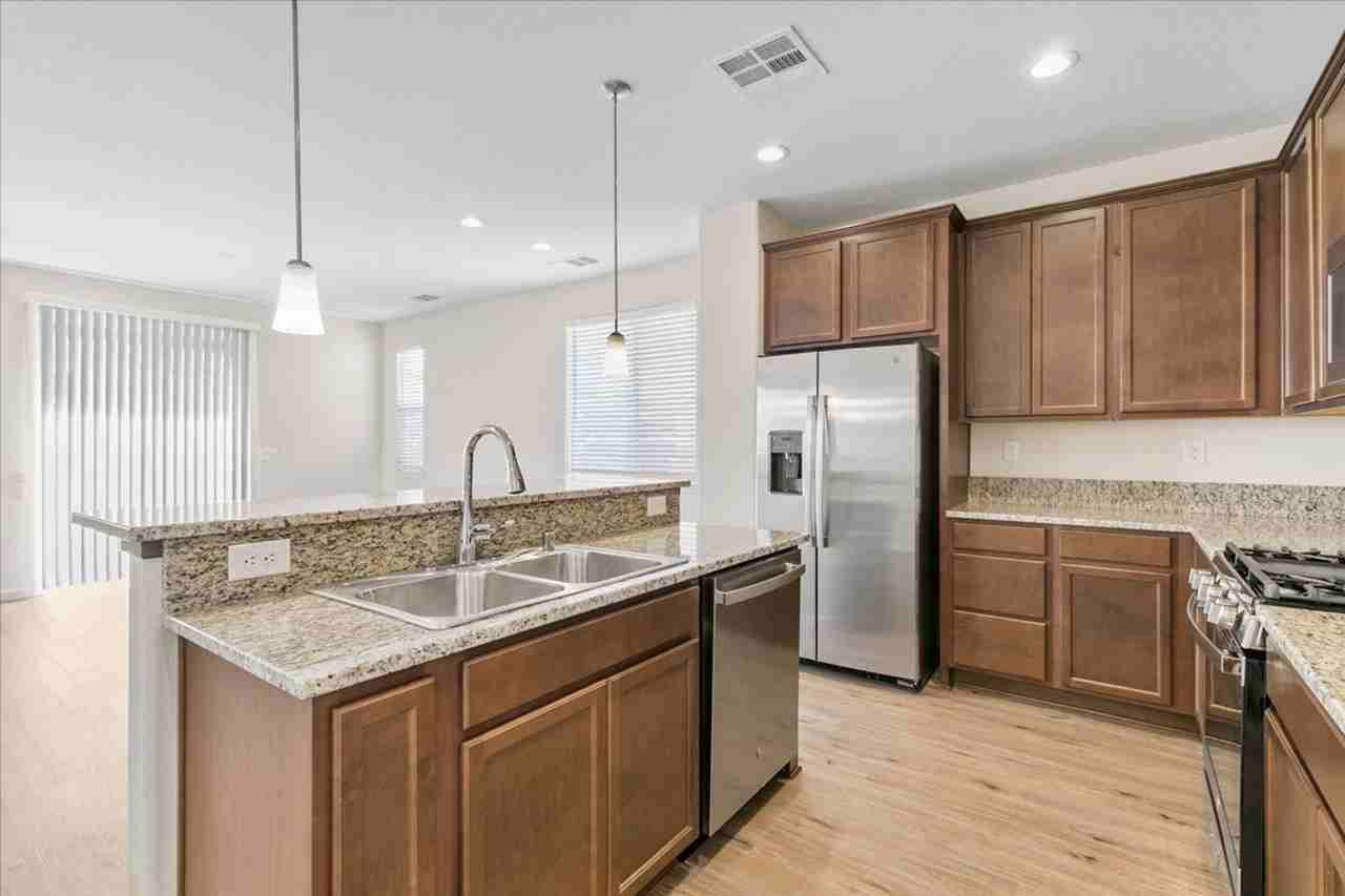 2354 Star Canyon Dr - Photo 2 of 36