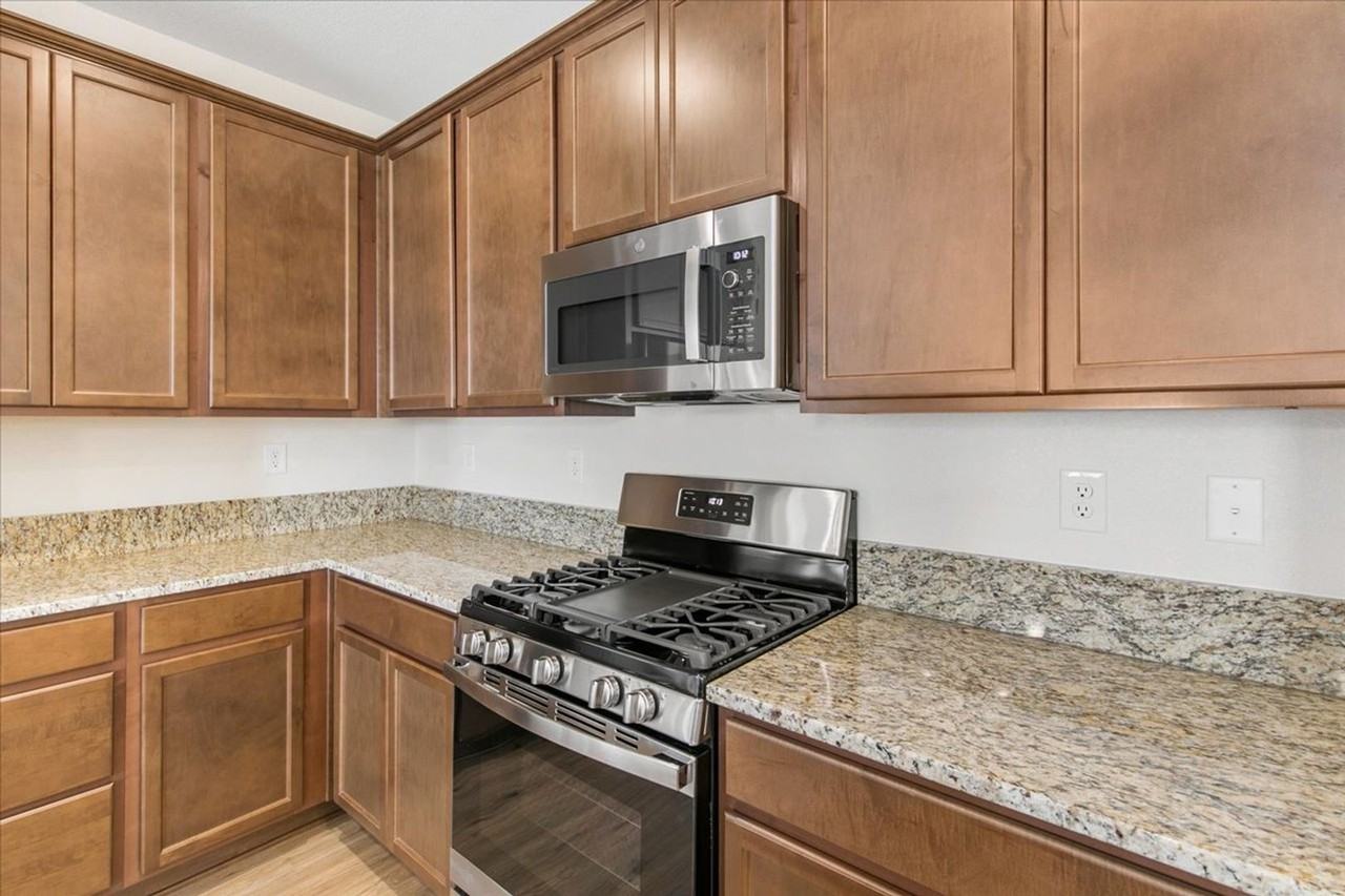 2354 Star Canyon Dr - Photo 6 of 36