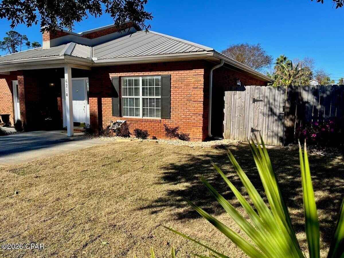 6214 E Azalea Ave - Photo 2 of 20