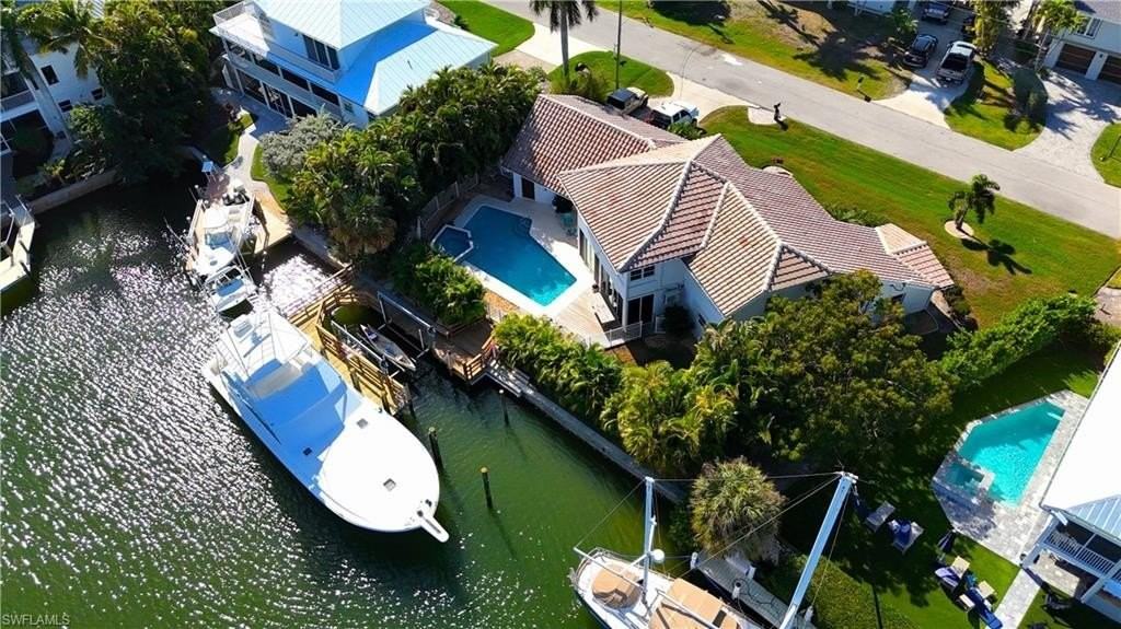 1748 Jewel Box Dr - Photo 2 of 45