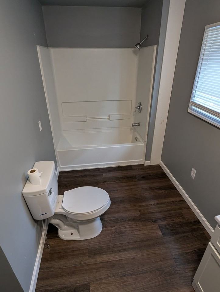 1529 Scott St - Photo 5 of 14