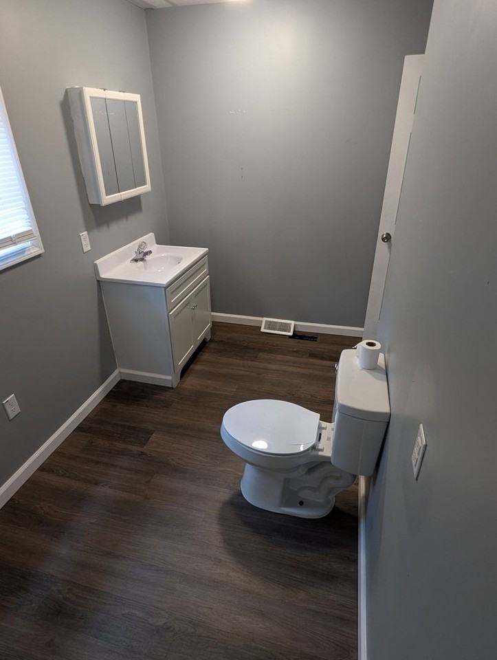 1529 Scott St - Photo 6 of 14