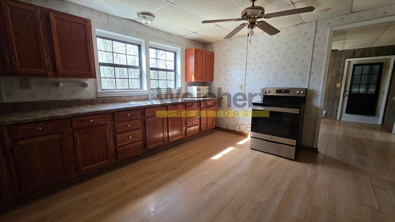 8278 Highway 135 N - Photo 4 of 10