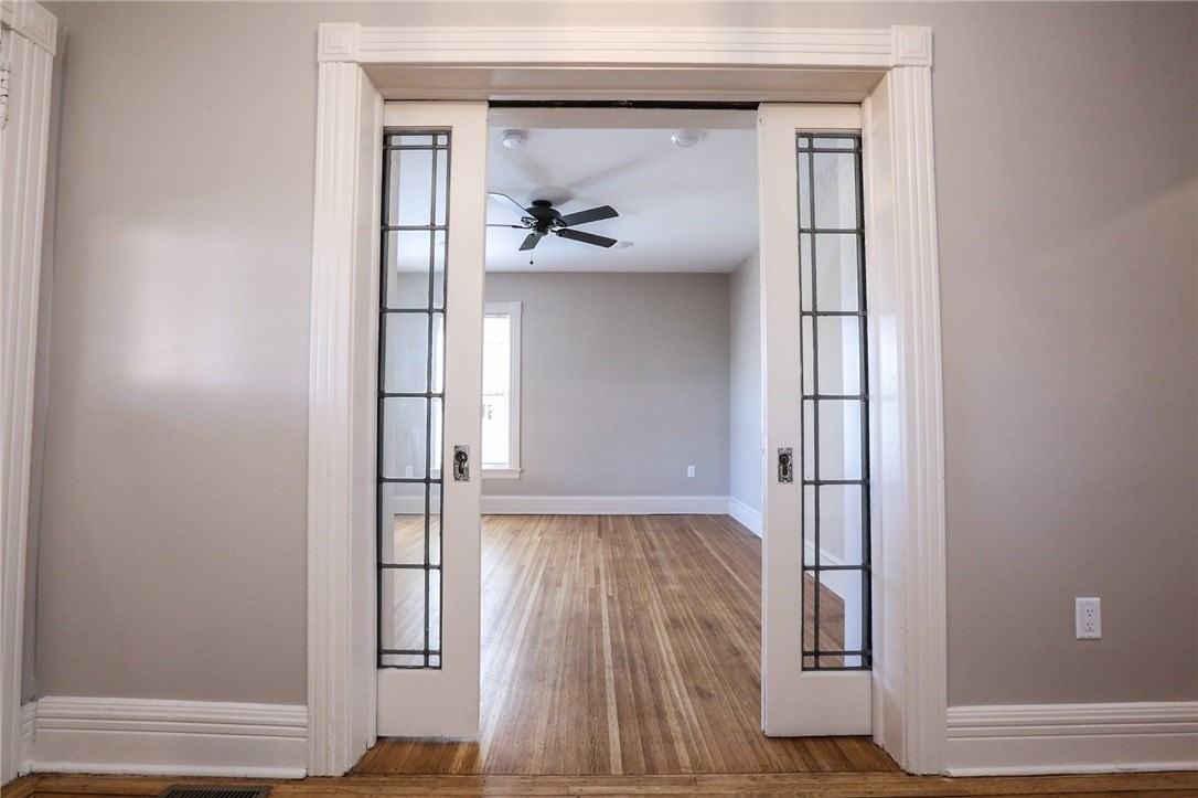 739 University Ave Unit Down - Photo 5 of 24