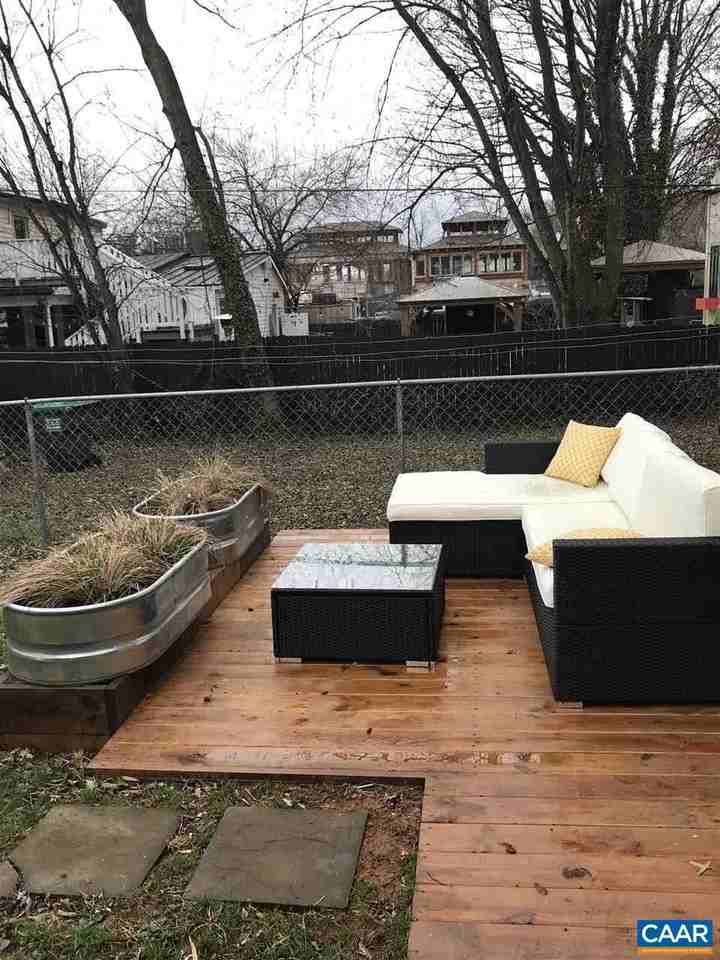 804 Hinton Ave - Photo 4 of 18